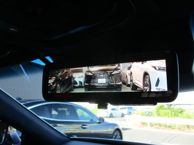 Lexus LS 2018-02 7736-26