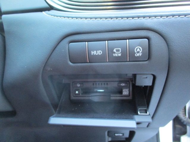 Lexus LS 2018-02 7736-18