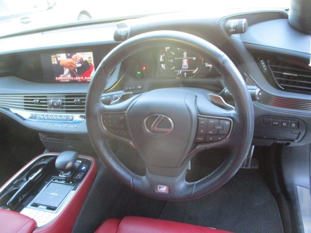 Lexus LS 2018-02 7736-19