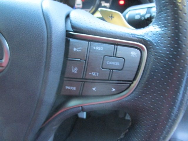 Lexus LS 2018-02 7736-20