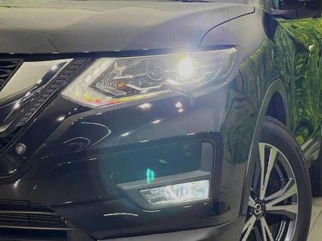 Nissan X-TRAIL 2018-02 185701-12