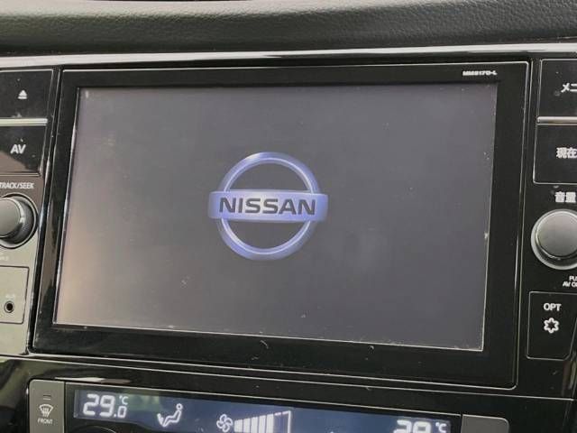 Nissan X-TRAIL 2018-02 185701-4