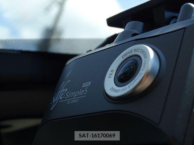 Lexus IS 2021-09 354350-24