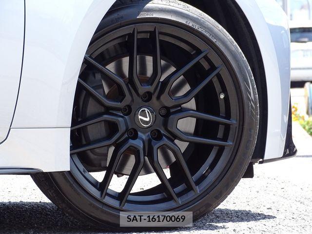 Lexus IS 2021-09 354350-8