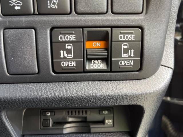 Toyota ESQUIRE 2017-07 7433-5