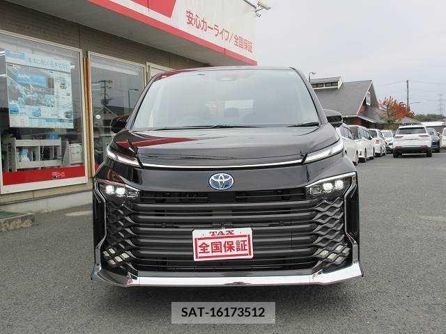 Toyota VOXY 2024-02 217839-19