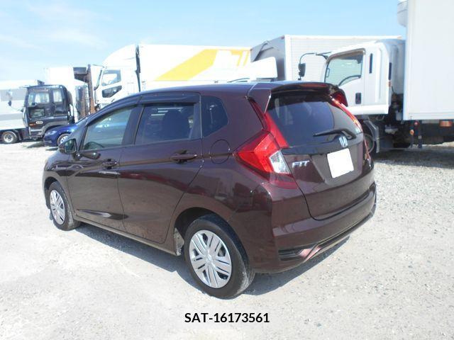 Honda FIT 2017-09 303827-1