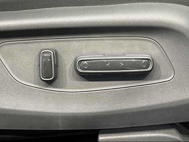 Honda ZR-V 2023-06 9398-14