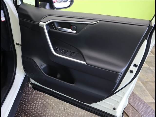 Toyota RAV4 2021-03 5926-25