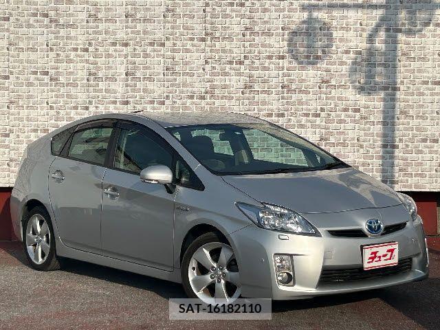 Toyota PRIUS 2010-04 282039-6