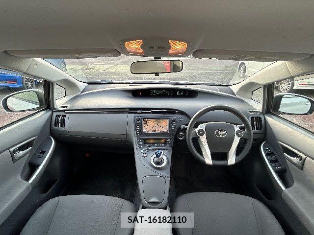Toyota PRIUS 2010-04 282039-1
