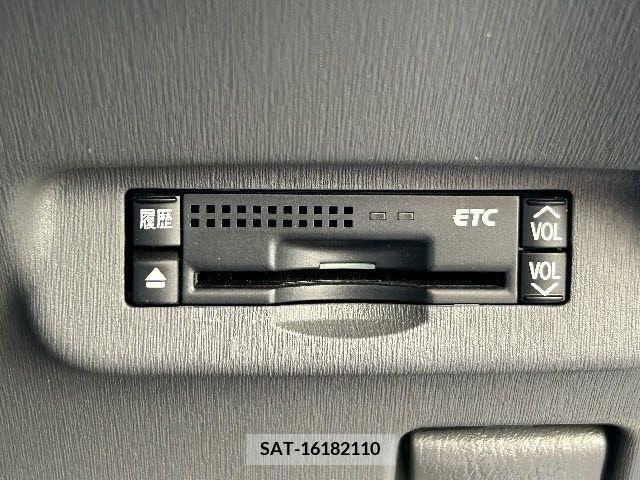 Toyota PRIUS 2010-04 282039-11