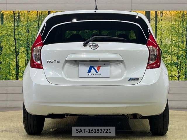 Nissan NOTE 2013-08 302316-15
