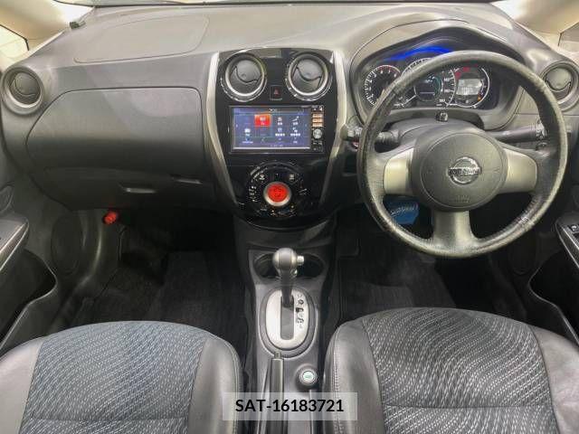 Nissan NOTE 2013-08 302316-1
