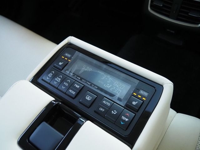 Lexus GS 2017-05 13034-14
