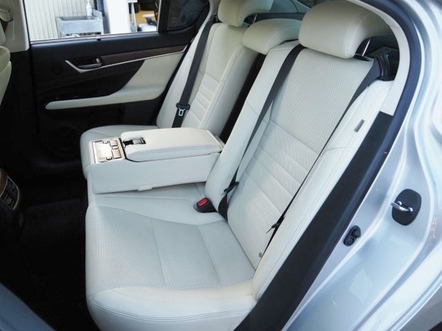 Lexus GS 2017-05 13034-15