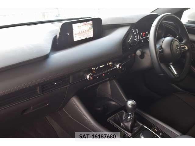 Mazda MAZDA3 2020-06 331559-1