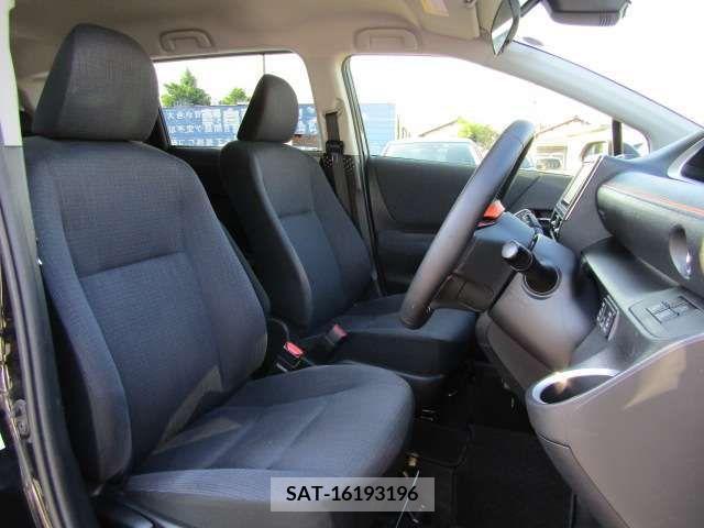 Toyota SIENTA 2016-05 314641-17