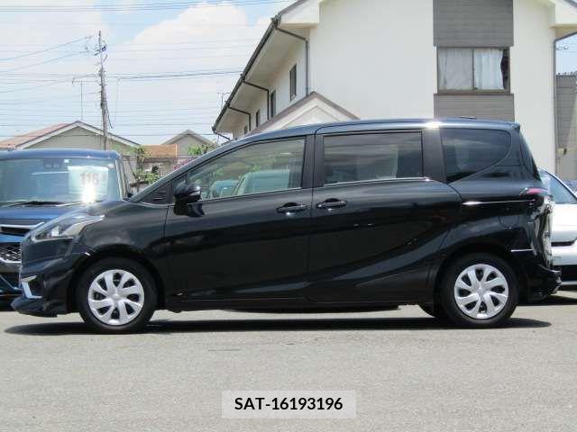 Toyota SIENTA 2016-05 314641-4