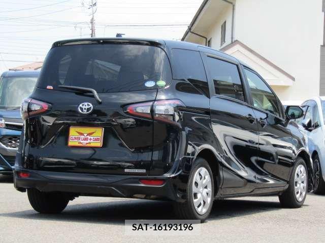 Toyota SIENTA 2016-05 314641-8