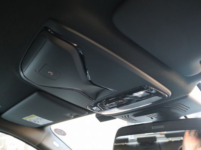 Bmw 3 SERIES 2023-06 28371-16