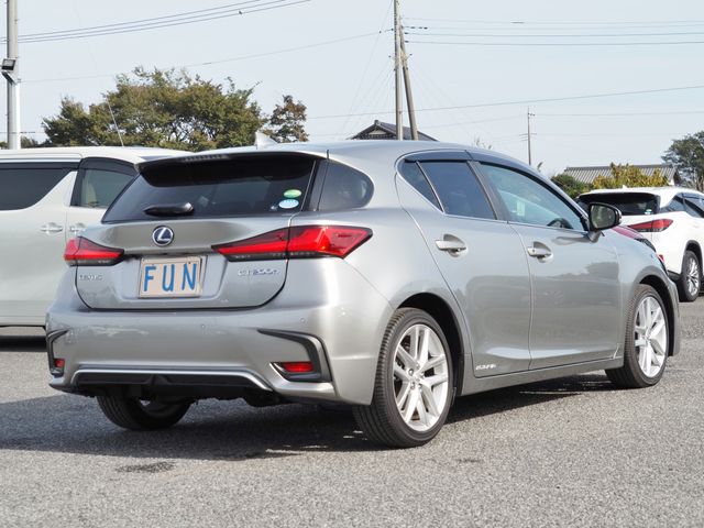 Lexus CT 2018-03 185655-4