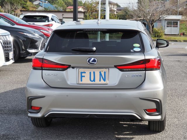 Lexus CT 2018-03 185655-6