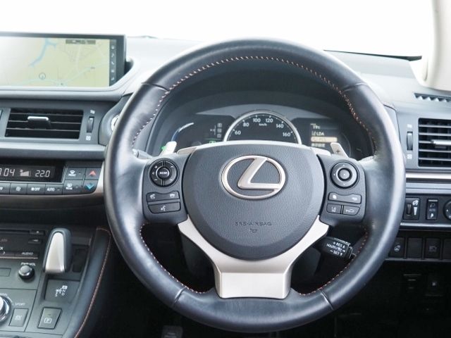 Lexus CT 2018-03 185655-16