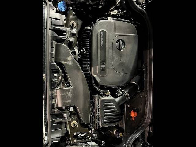 Bmw MINI 2018-02 10151-17