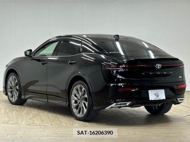 Toyota CROWN 2023-02 300655-15