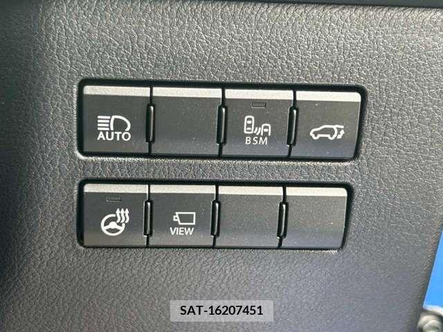 Lexus NX 2017-09 275630-18