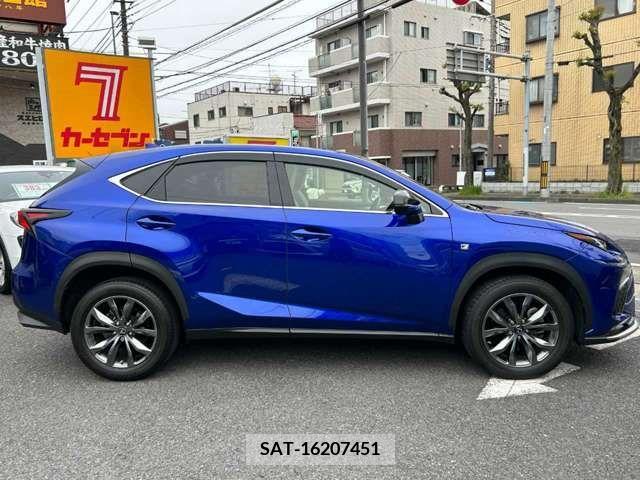 Lexus NX 2017-09 275630-4