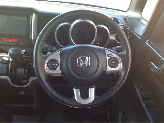 Honda N BOX 2014-01 24013-7