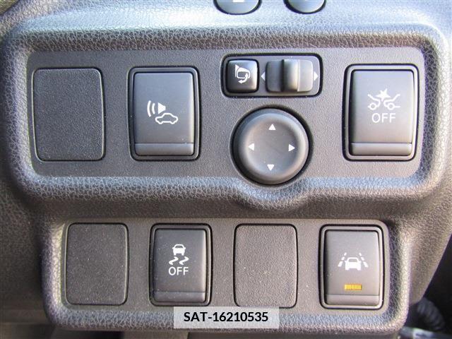 Nissan NOTE 2020-04 344645-4