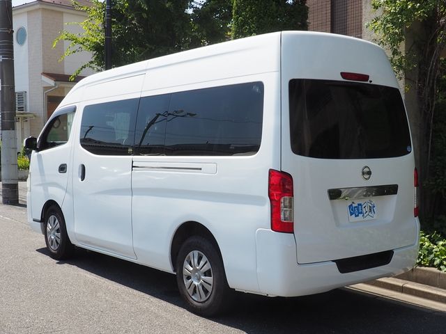 Nissan NV350 Caravan 2013-01 4857-19
