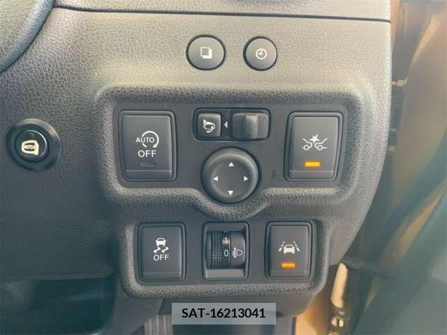 Nissan NOTE 2014-07 365467-15