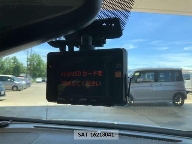 Nissan NOTE 2014-07 365467-13