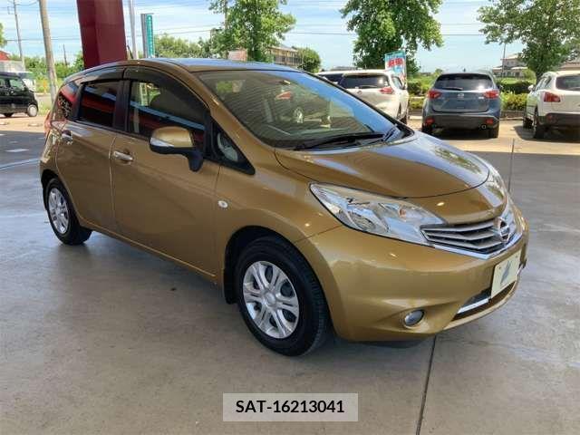 Nissan NOTE 2014-07 365467-6