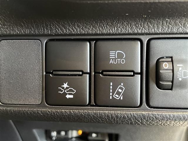 Toyota COROLLA FIELDER 2018-08 13018-4
