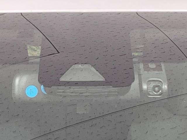 Toyota YARIS CROSS 2023-07 186996-3