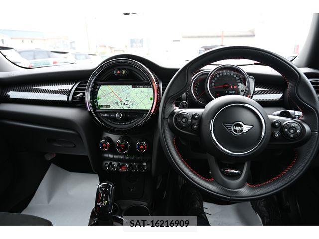 Bmw MINI 2019-03 225629-23