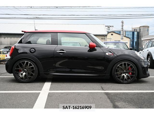 Bmw MINI 2019-03 225629-3