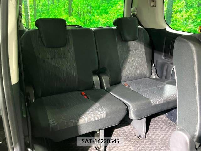 Toyota VOXY 2011-08 351411-10