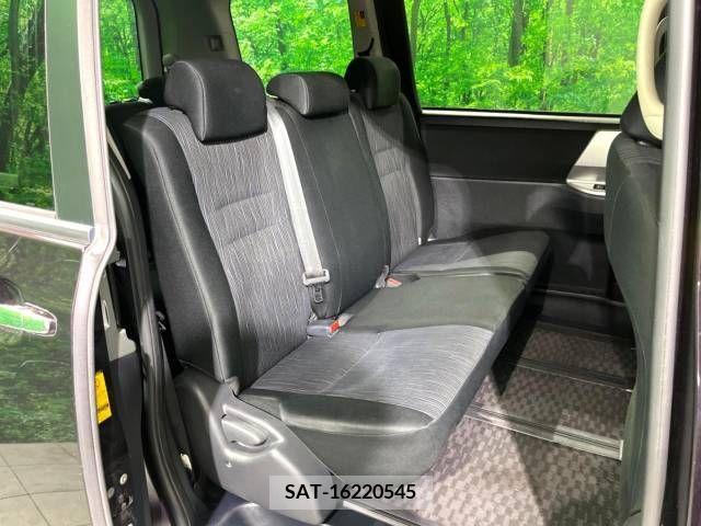 Toyota VOXY 2011-08 351411-9