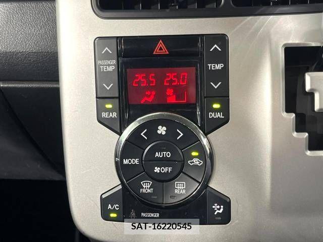 Toyota VOXY 2011-08 351411-7