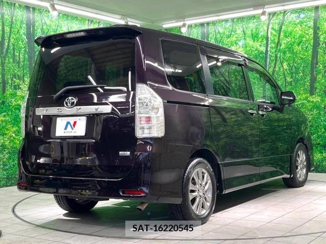 Toyota VOXY 2011-08 351411-17