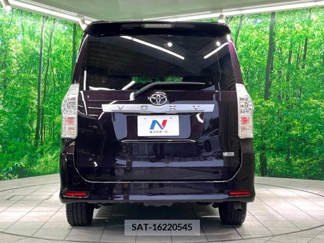 Toyota VOXY 2011-08 351411-15