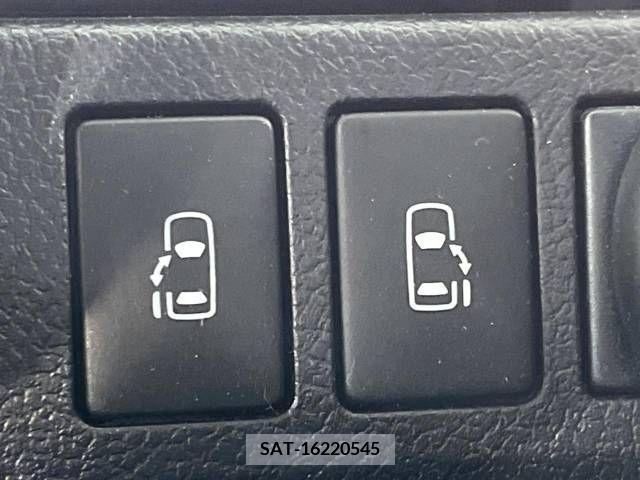 Toyota VOXY 2011-08 351411-2