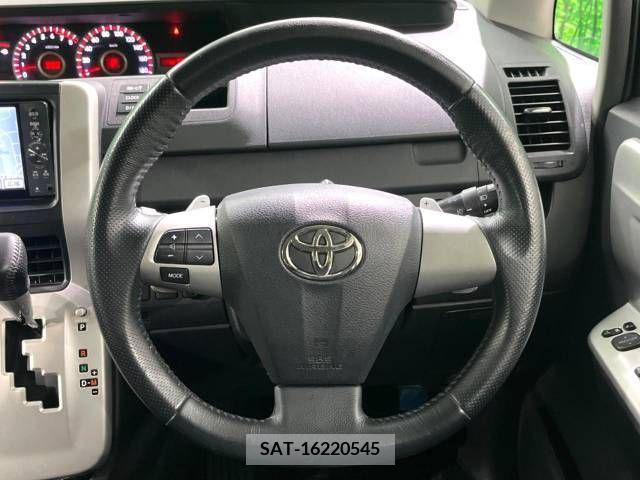 Toyota VOXY 2011-08 351411-11