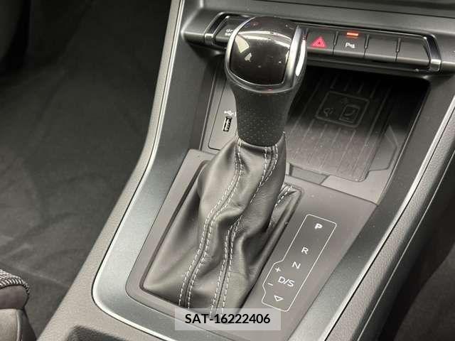 Audi Q3 2020-12 227603-12